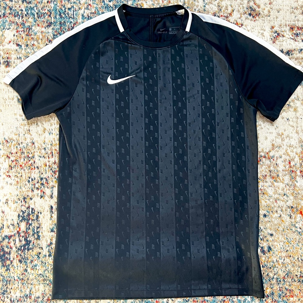 Mens Nike Dri-Fit Shirt